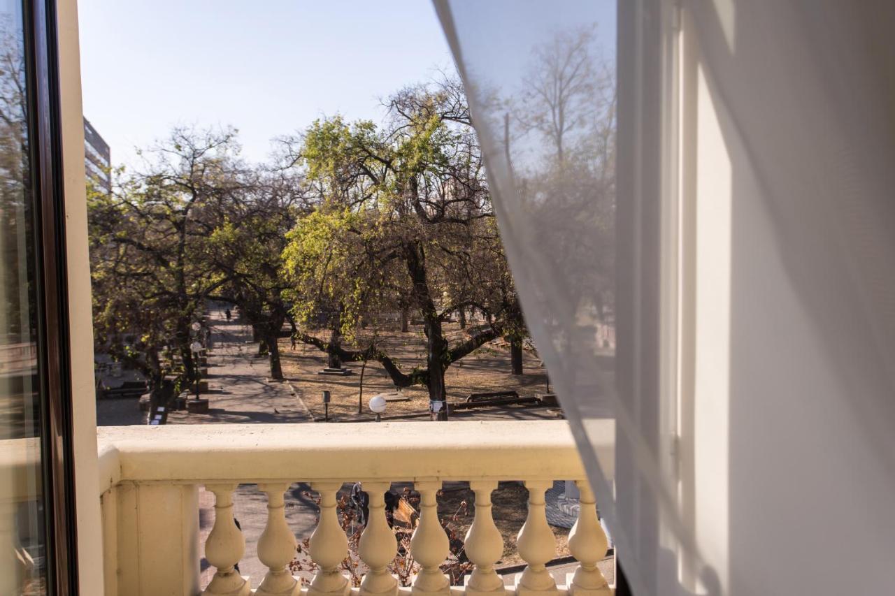Hotel Grand Hedonist Pancevo Exterior photo