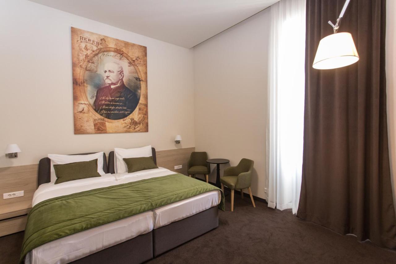 Hotel Grand Hedonist Pancevo Exterior photo